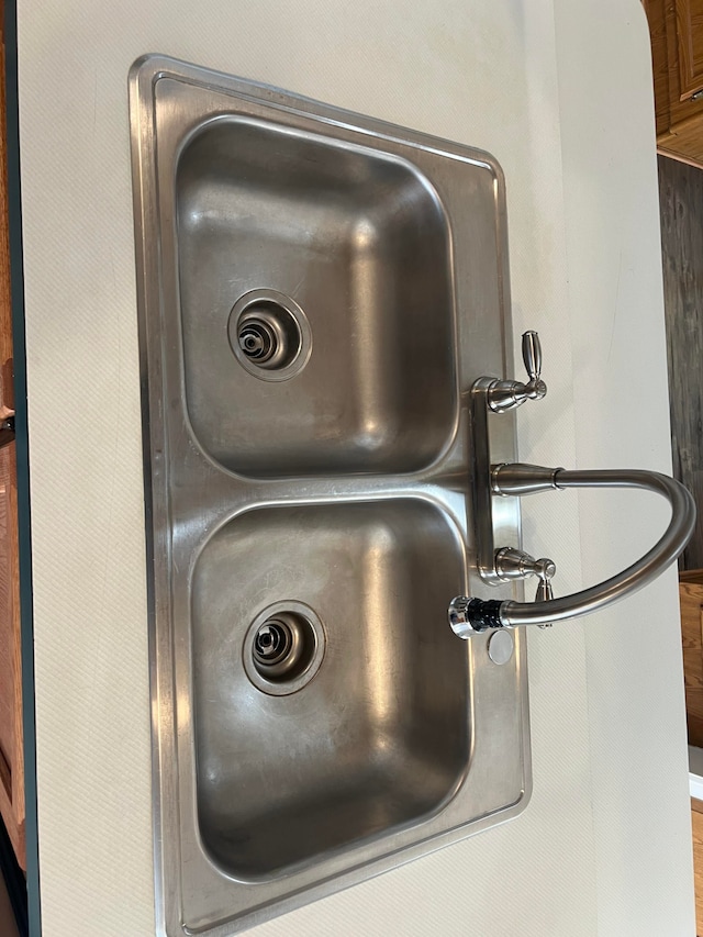 room details with sink