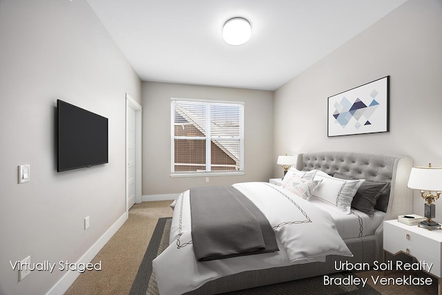 bedroom featuring carpet floors