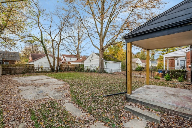 view of yard with a patio area