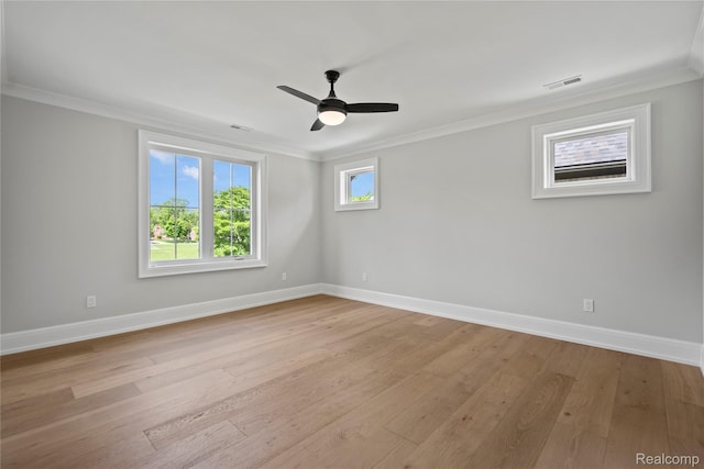 2182 Buckingham Ave, Birmingham, MI 48009 - empty room featuring ornamental molding, baseboards, light wood-style flooring, and a ceiling fan