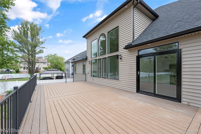 5245 Buell Dr, Commerce Twp, MI 48382 - view of deck