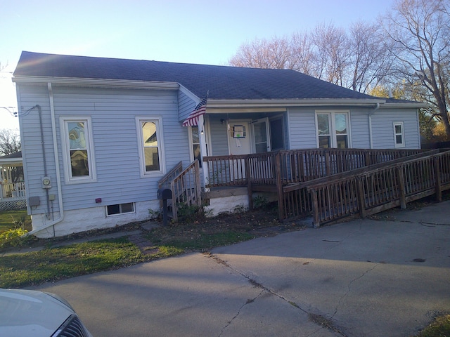 Listing photo 2 for 108 W Thomas St, Bay City MI 48706