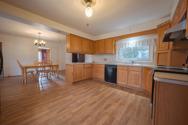 kitchen featuring sink, pendant lighting, an inviting chandelier, light hardwood / wood-style flooring, and dishwasher