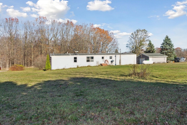 11230 E Pakes Rd, Crystal, MI 48818
