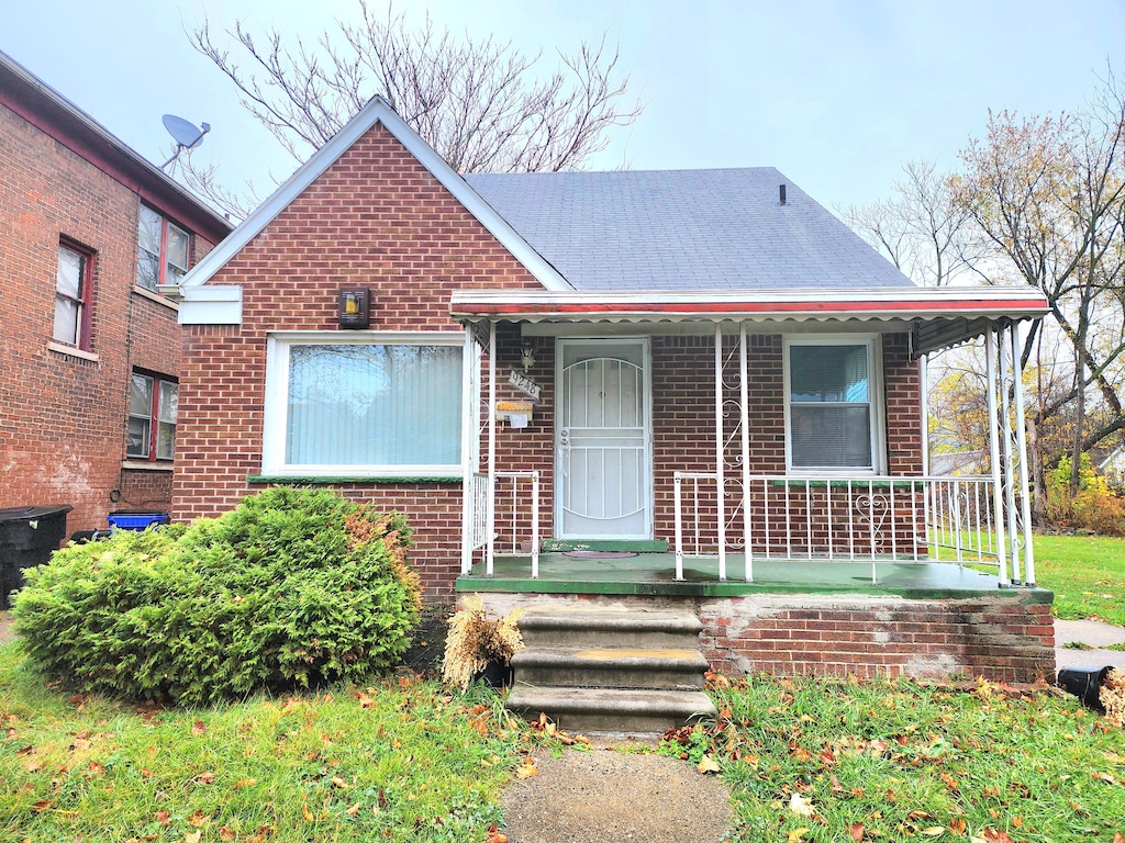 view of front of house featuring a porch