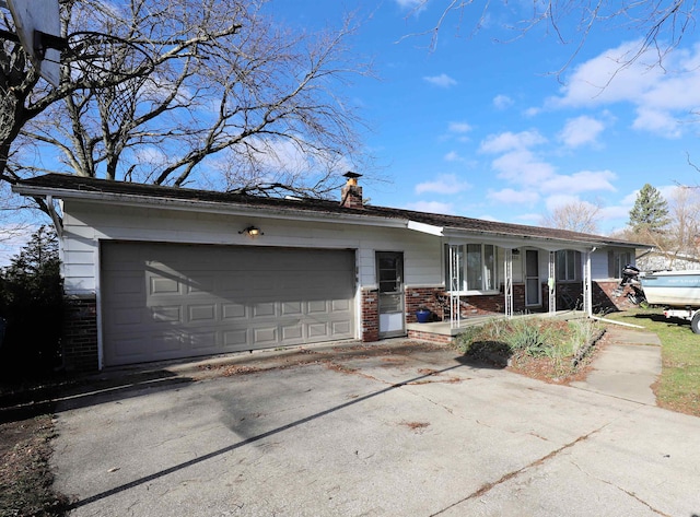 single story home featuring a garage