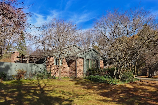 exterior space featuring a yard