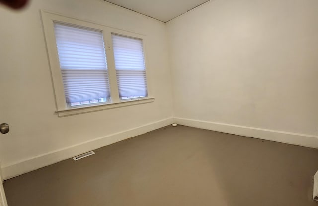 2952 Sturtevant St, Detroit, MI 48206 - photo 27