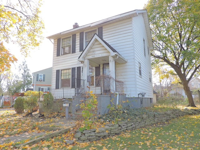 456 Leta Ave, Flint, MI 48507 - view of front of property featuring a chimney