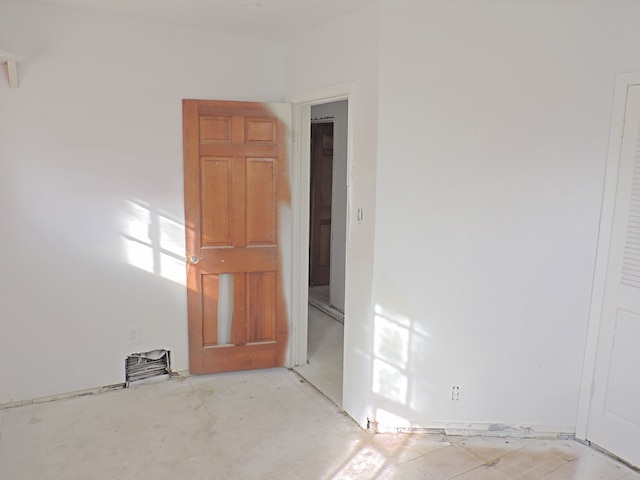 456 Leta Ave, Flint, MI 48507 - view of unfurnished room