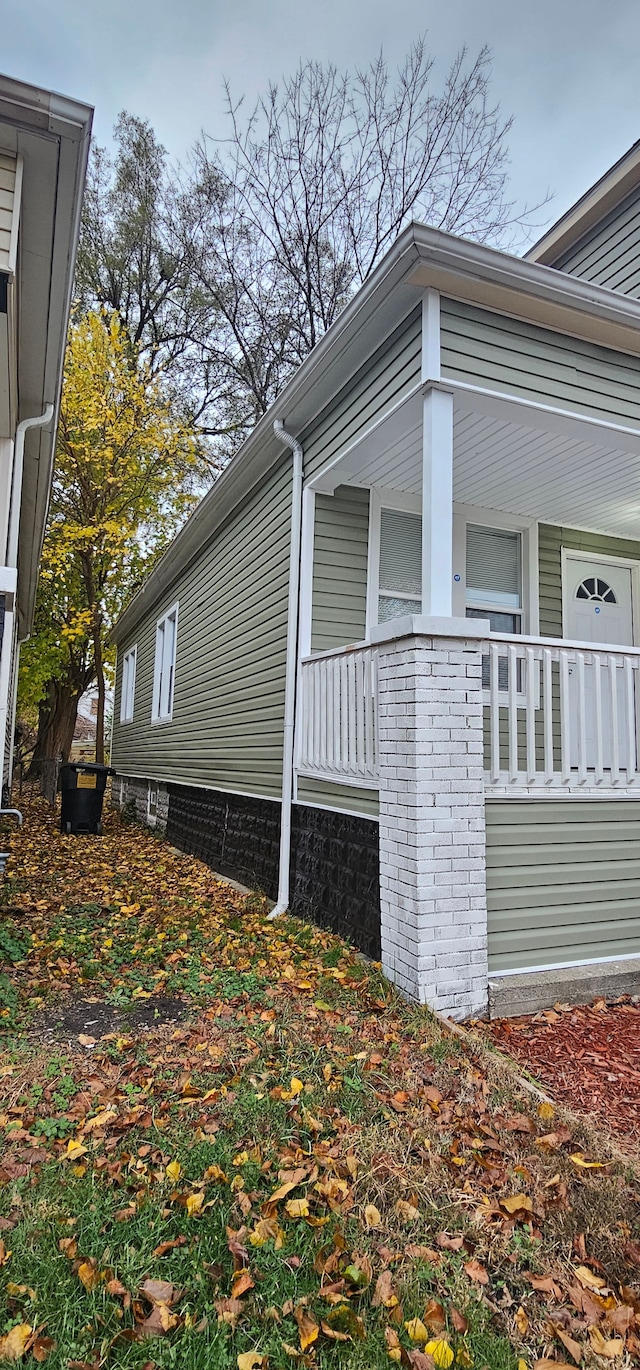 view of home's exterior