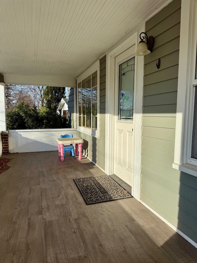 view of patio featuring covered porch