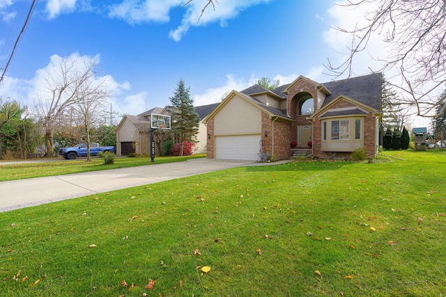 view of front facade featuring a front yard and a garage