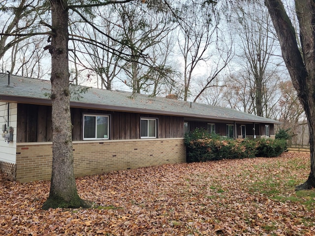 view of home's exterior