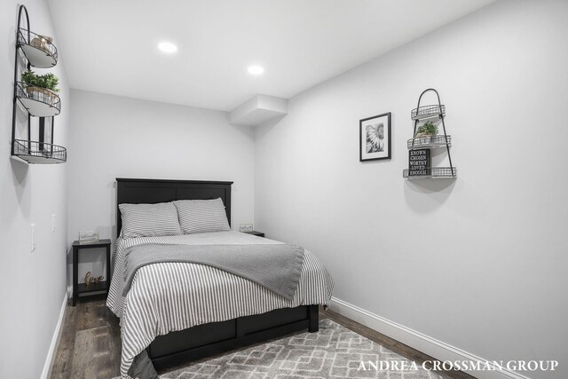1155 Edgewater Ter, South Haven, MI 49090 - bedroom featuring baseboards, wood finished floors, and recessed lighting