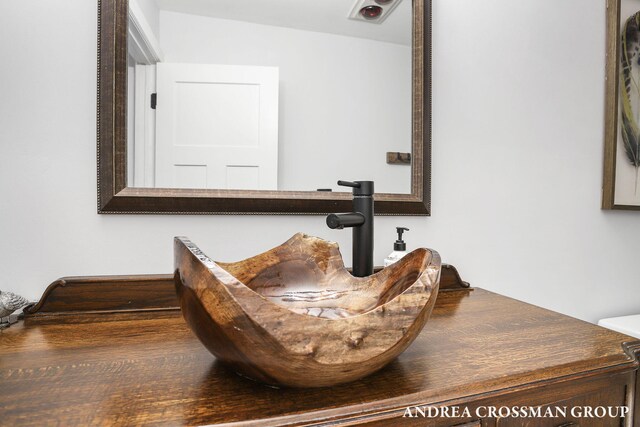 1155 Edgewater Ter, South Haven, MI 49090 - bathroom view of vanity