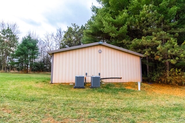 6152 Old State Rd, North Branch, MI 48461 - photo 4