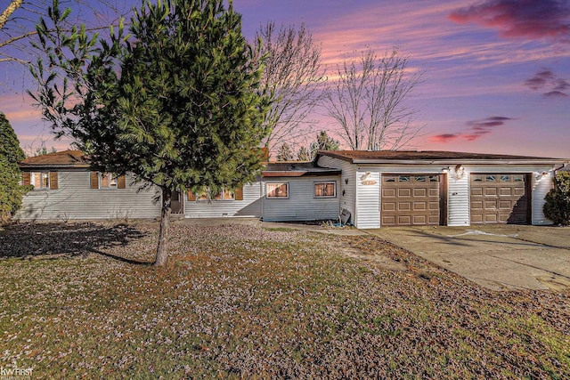 view of front of house with a garage