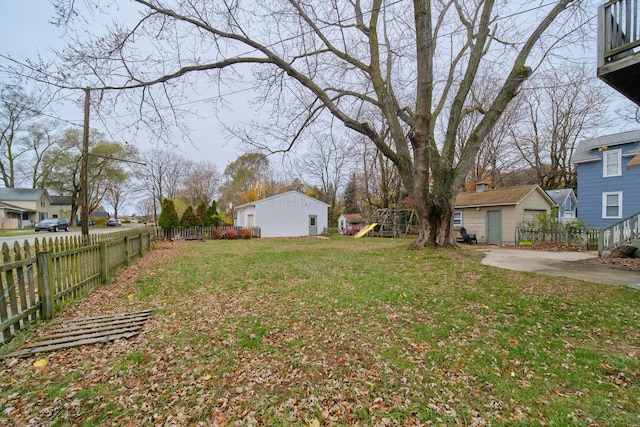 view of yard featuring a playground