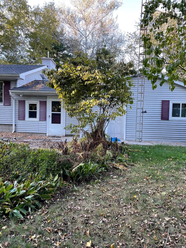 view of side of home