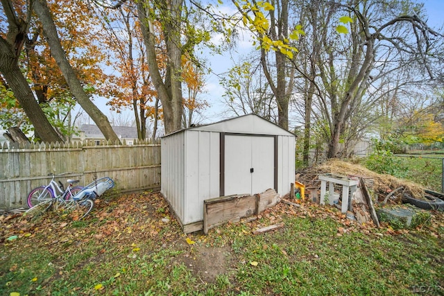 view of outbuilding