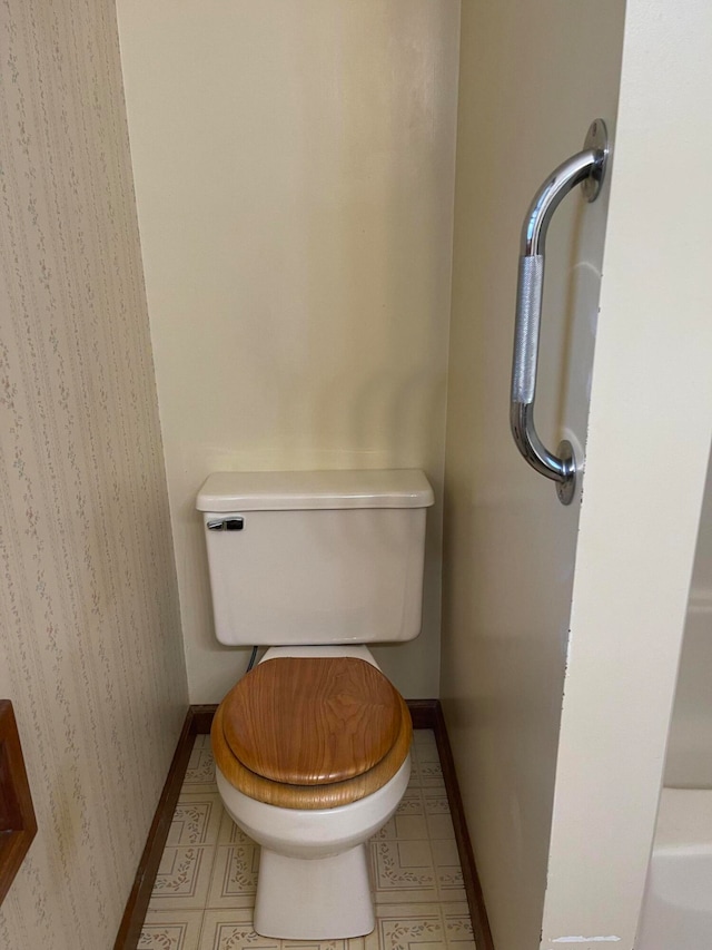 bathroom featuring toilet