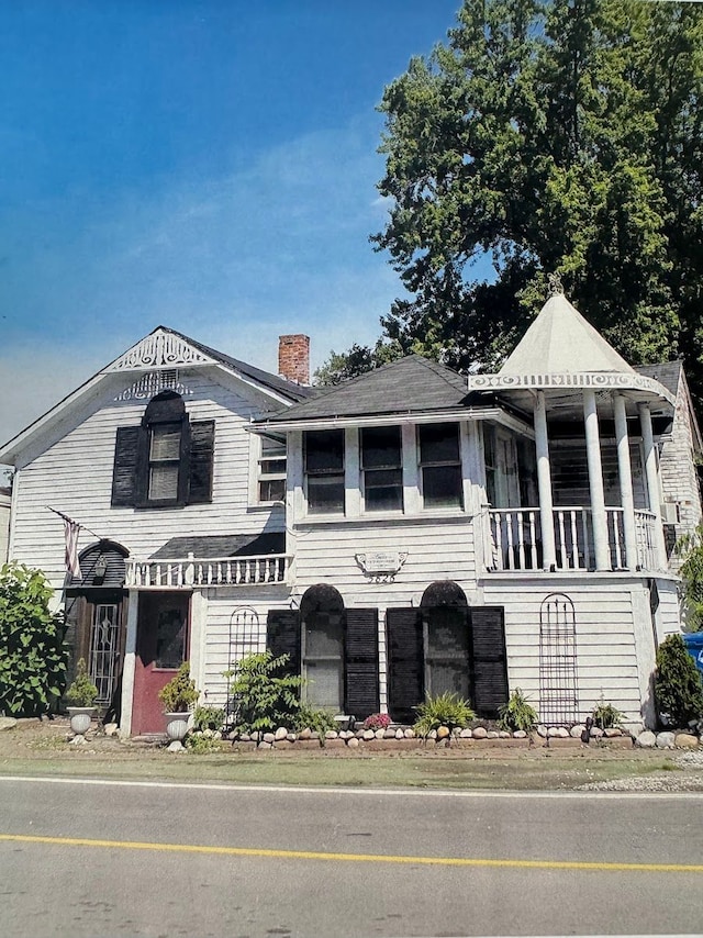 view of front of house