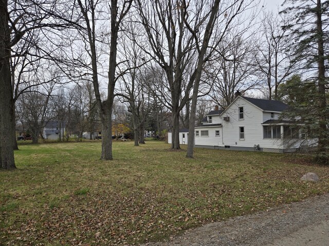 25438 4th St, Grosse Ile, MI 48138 - view of grassy yard