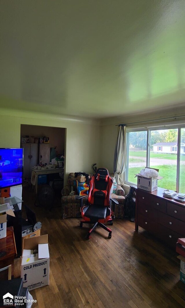 1057 Nutana Blvd, Mount Morris, MI 48458 - living room with hardwood / wood-style floors