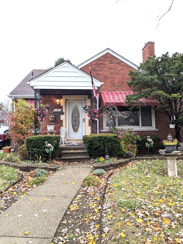 view of front of property