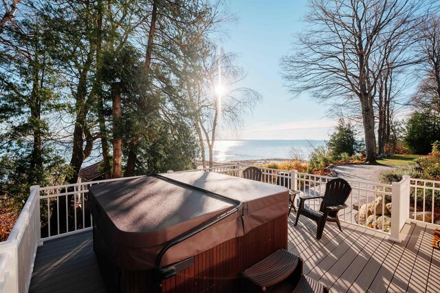 91 S Nanagosa Trl, Suttons Bay, MI 49682 - photo 40