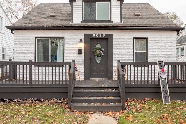 view of front of property