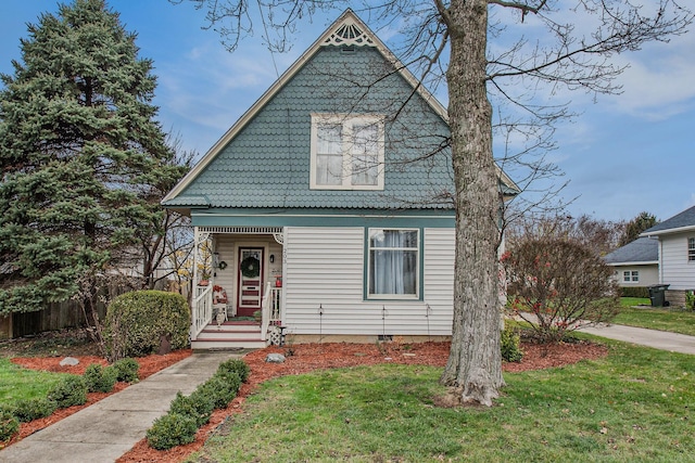 Listing photo 3 for 203 E Beech St, Three Oaks MI 49128