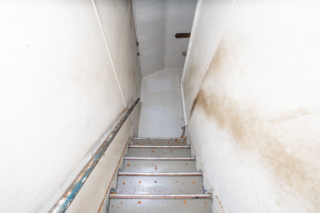 4224 W Davison, Detroit, MI 48238 - view of stairway