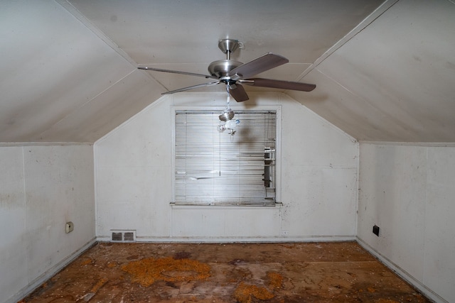 bonus room featuring vaulted ceiling and ceiling fan