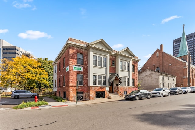 1450 6th St, Detroit, MI 48226