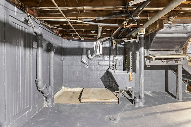 basement featuring sink