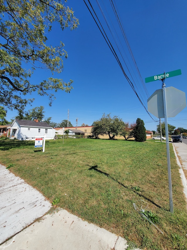 7410 Barrie St, Dearborn, MI 48126
