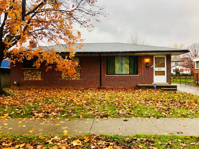 29161 Schoenherr Rd, Warren MI, 48088, 3 bedrooms, 1.5 baths house for sale