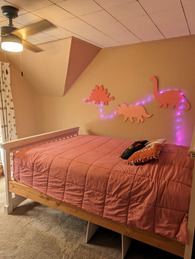 bedroom with carpet flooring and ceiling fan