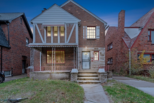 view of front facade with covered porch