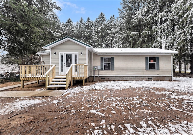 view of front of home featuring a deck