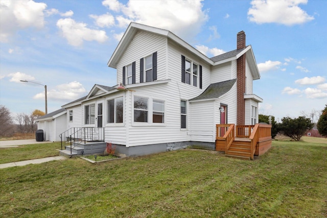 exterior space featuring a front lawn