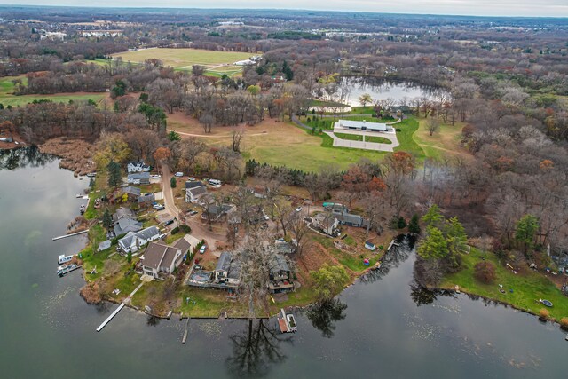 1225 Grove Point Dr, White Lake, MI 48386