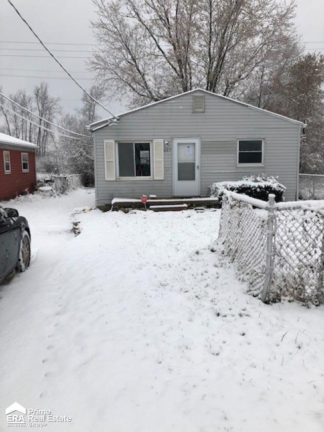 1067 Dunkirk Ave, Mount Morris MI, 48458, 2 bedrooms, 1 bath house for sale