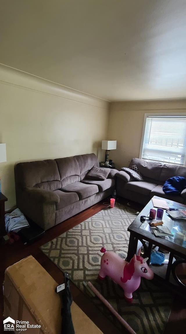 2840 Mallery St, Flint, MI 48503 - view of living area
