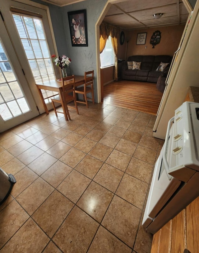 dining room featuring tile patterned floors