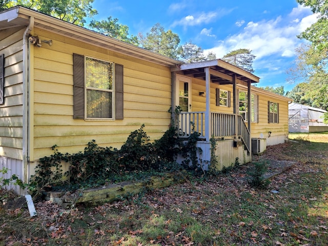 view of front of property featuring central AC