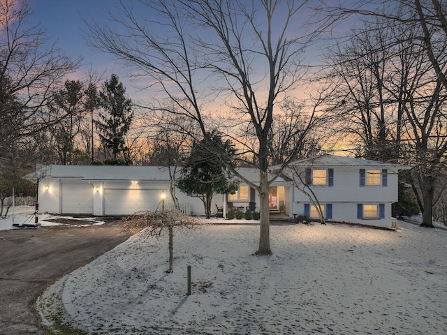 view of front of property featuring a garage