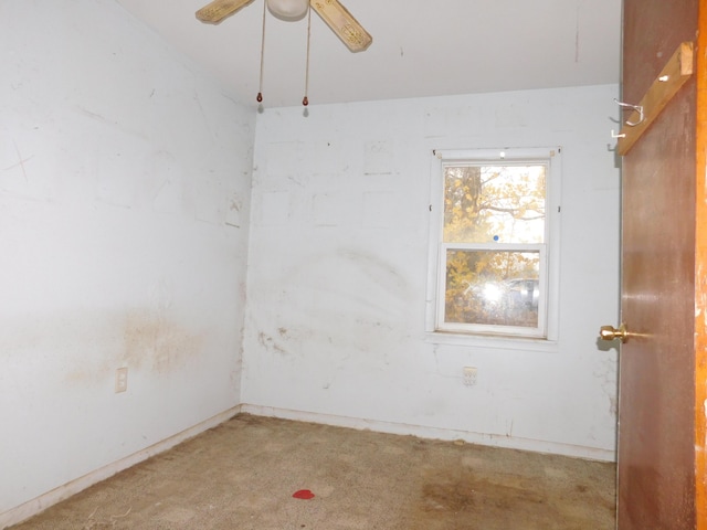 2265 Holly St, Benton Harbor, MI 49022 - unfurnished room featuring a ceiling fan and light colored carpet